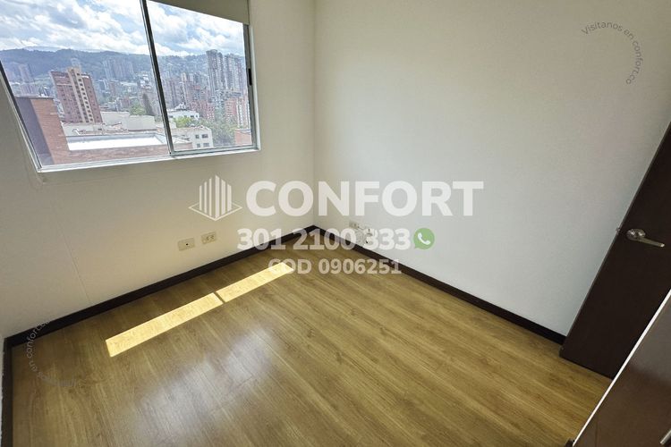 Apartamento de 3 alcobas en arriendo en Los Parra, Medellín, 112 m² · foto 15 de 24
