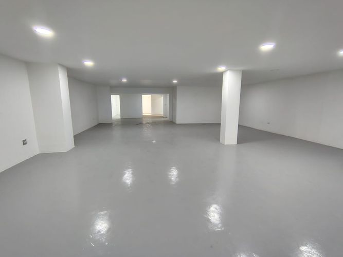 Bodega en arriendo en Belén, Medellín, 450 m² · foto 2 de 6