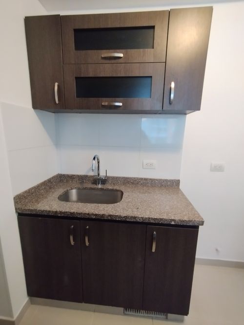 Apartamento de 3 alcobas en venta en Guayanas, Floridablanca, 83 m² · foto 5 de 14
