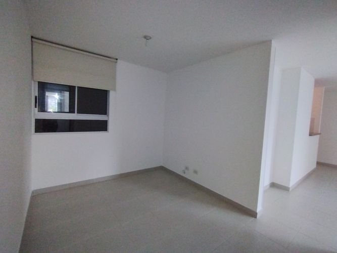 Apartamento de 3 alcobas en venta en Guayanas, Floridablanca, 83 m² · foto 6 de 14