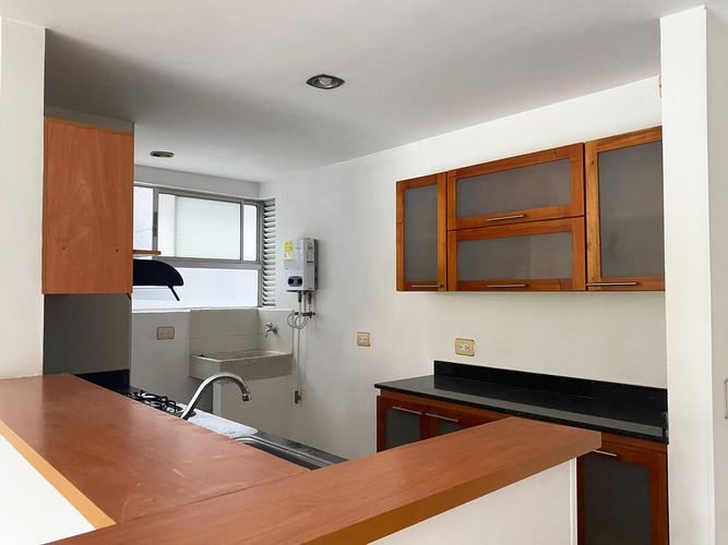 Apartamento de 2 alcobas en arriendo en Loma Del Esmeraldal, Envigado, 75 m² · foto 7 de 18