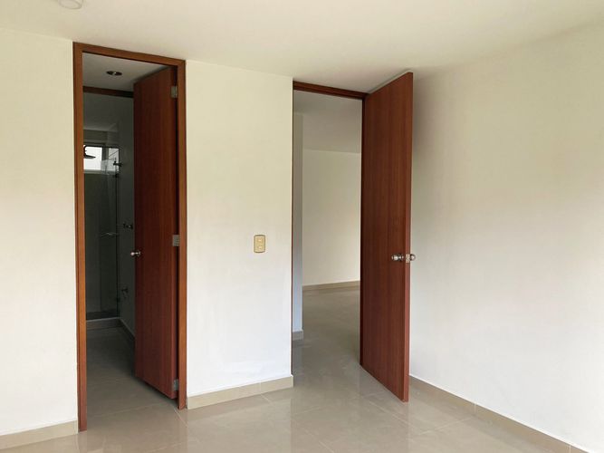 Apartamento de 2 alcobas en arriendo en Loma Del Esmeraldal, Envigado, 75 m² · foto 13 de 18