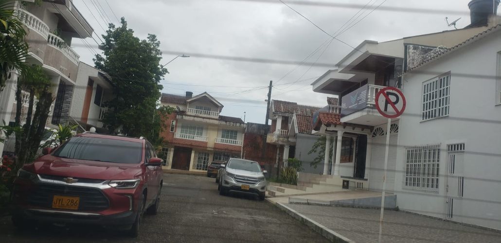 Casa de 5 alcobas en venta en Buque, Villavicencio, 380 m² · foto 15 de 24