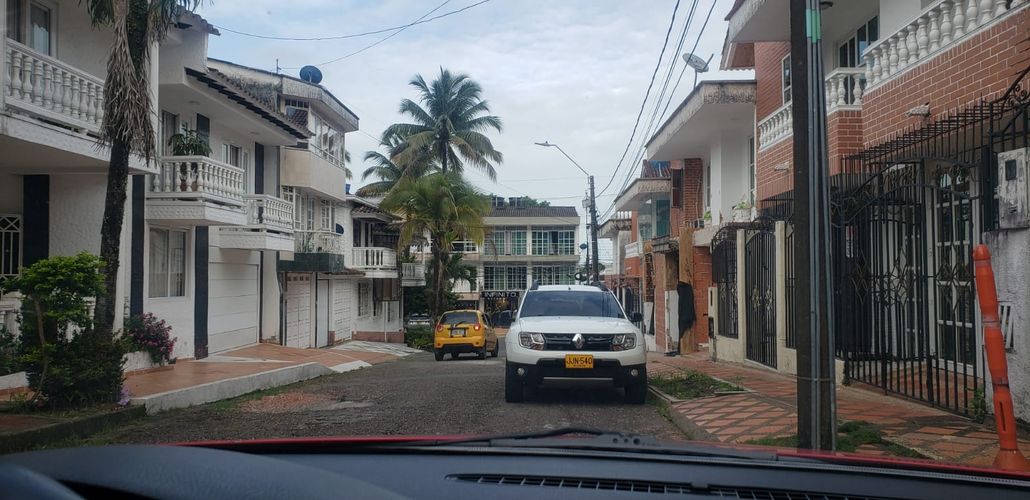 Casa de 5 alcobas en venta en Buque, Villavicencio, 380 m² · foto 13 de 24