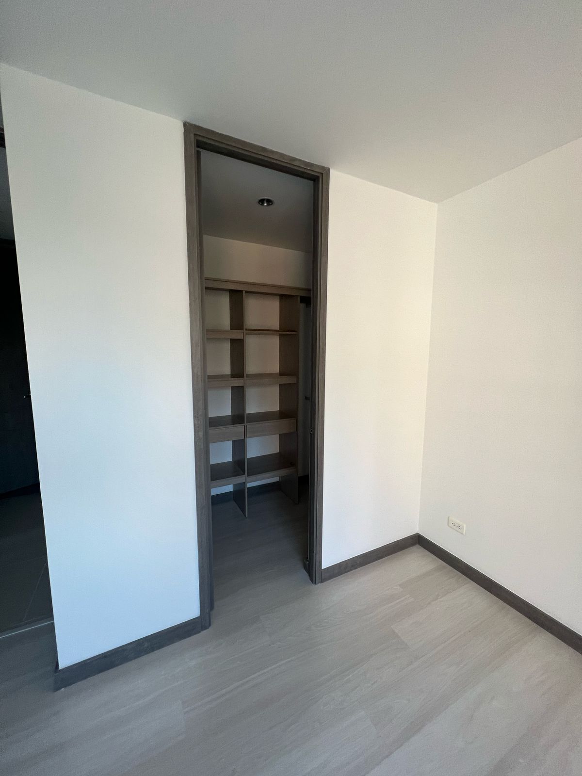 Apartamento en venta en El Chingui, Envigado · foto 7 de 13