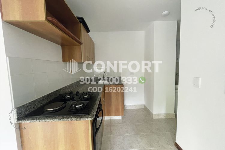 Apartaestudio en arriendo en Los Balsos, Medellín, 50 m² · foto 5 de 12