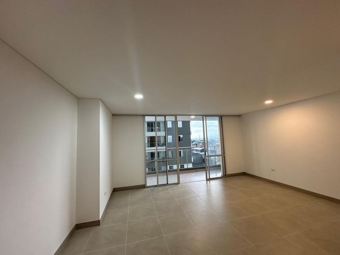 Apartamento de 3 alcobas en venta en Valle Del Lili, Cali, 116 m² · foto 5 de 21