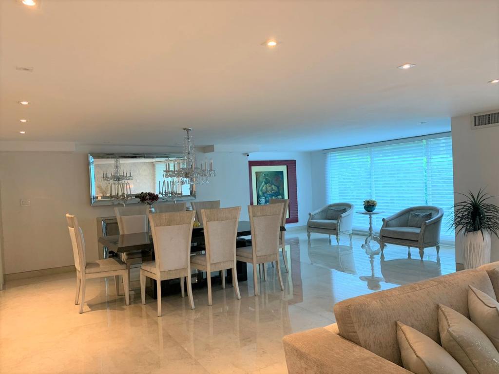 Casa en venta en Altos De Riomar, Barranquilla · foto 9 de 24