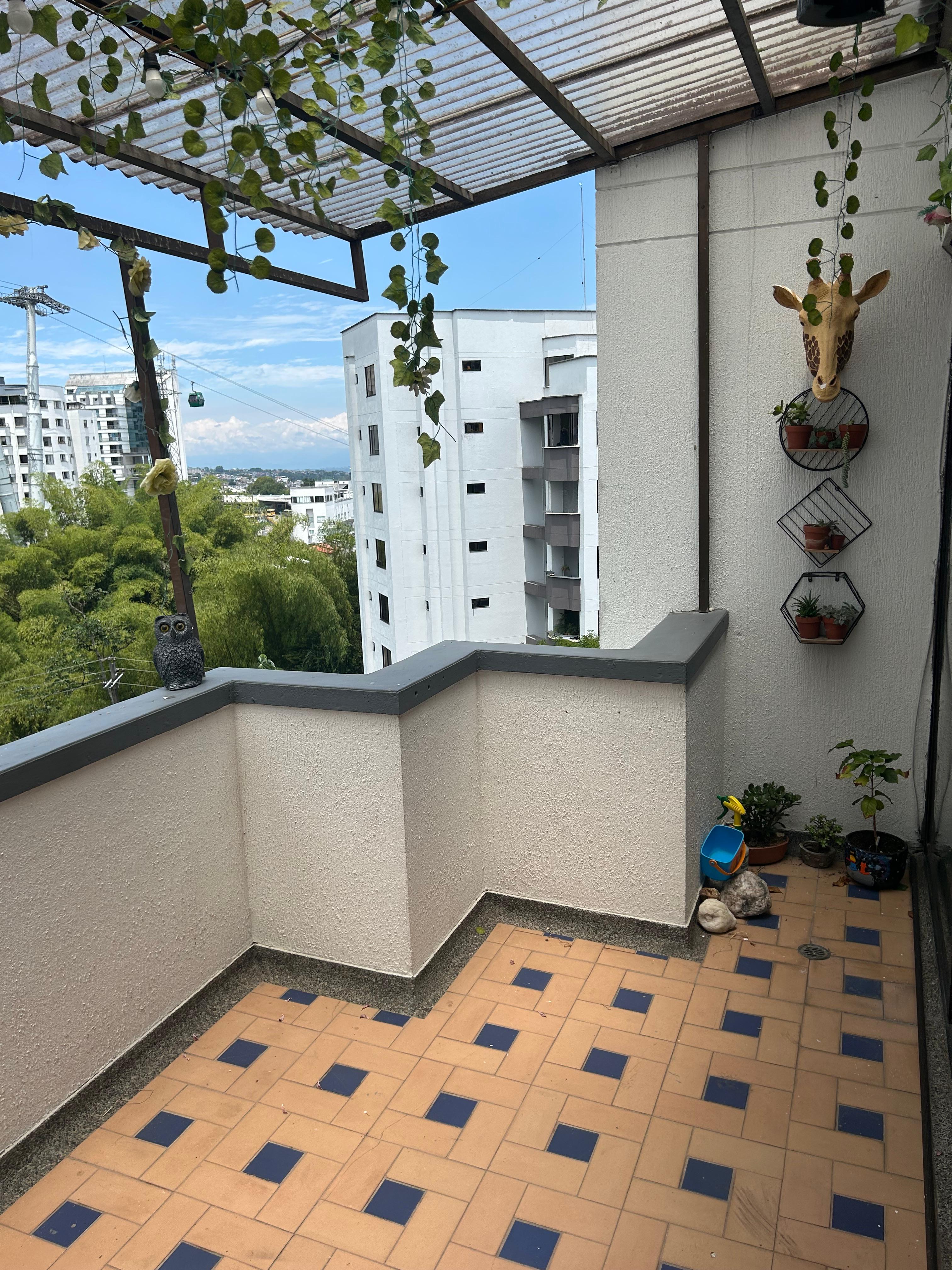 Apartamento en venta en Pinares, Pereira · foto 13 de 15