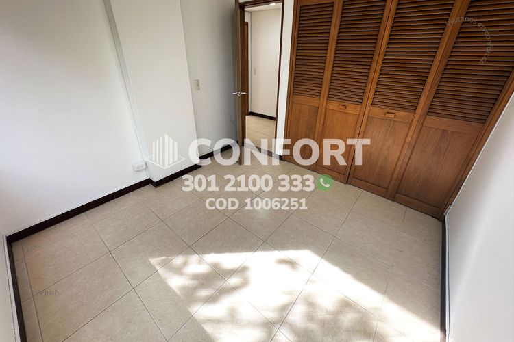 Apartamento de 3 alcobas en arriendo en Oviedo, Medellín, 97 m² · foto 19 de 23