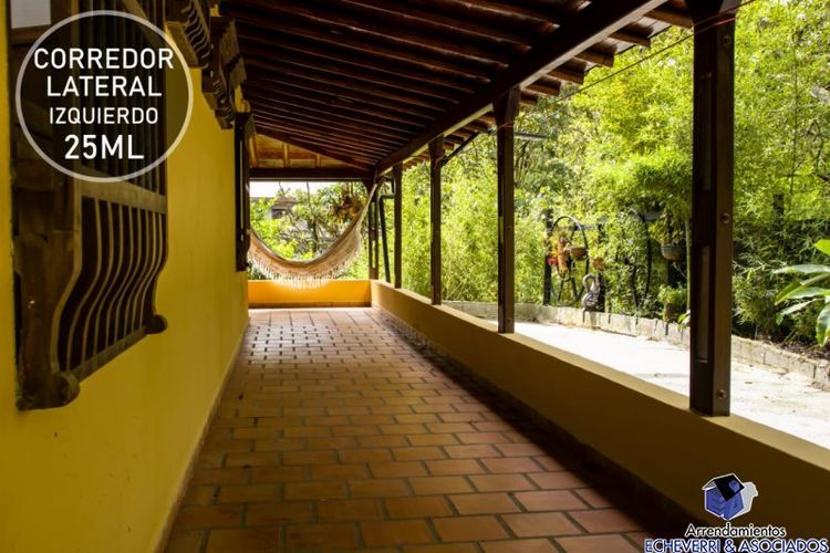 Casa en venta en El Salado, Envigado · foto 2 de 15