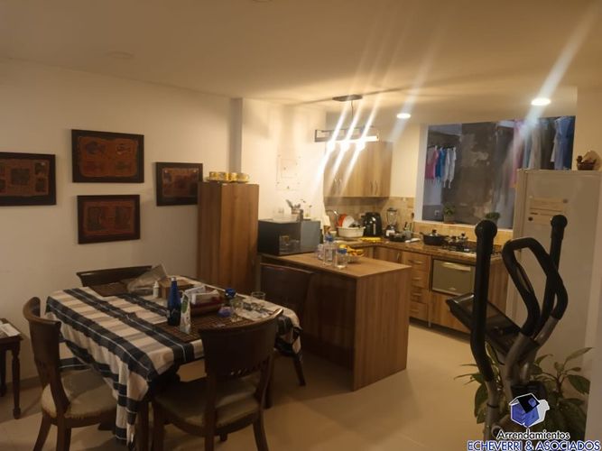 Casa de 4 alcobas en venta en Loma Del Escobero, Envigado, 550 m² · foto 7 de 8
