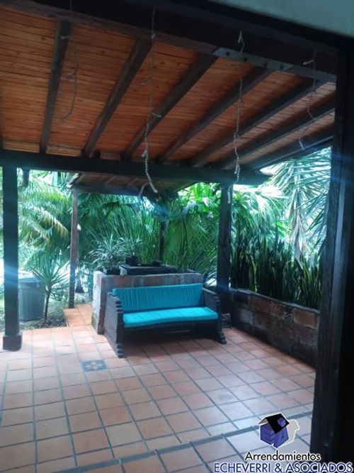 Casa de 4 alcobas en venta en Loma Del Escobero, Envigado, 550 m² · foto 8 de 8