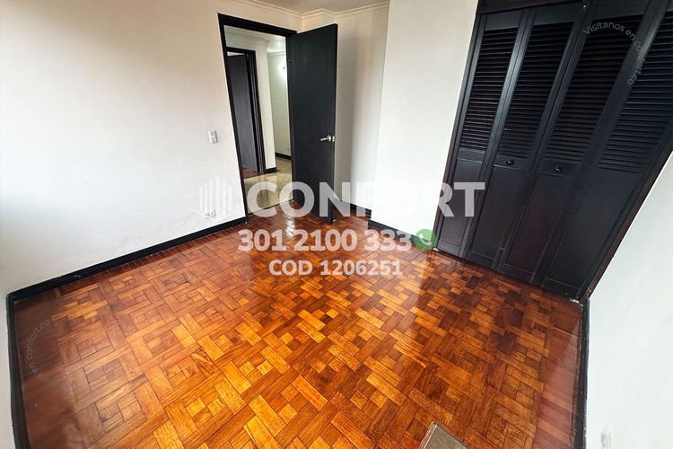 Apartamento de 3 alcobas en arriendo en Oviedo, Medellín, 118 m² · foto 16 de 24