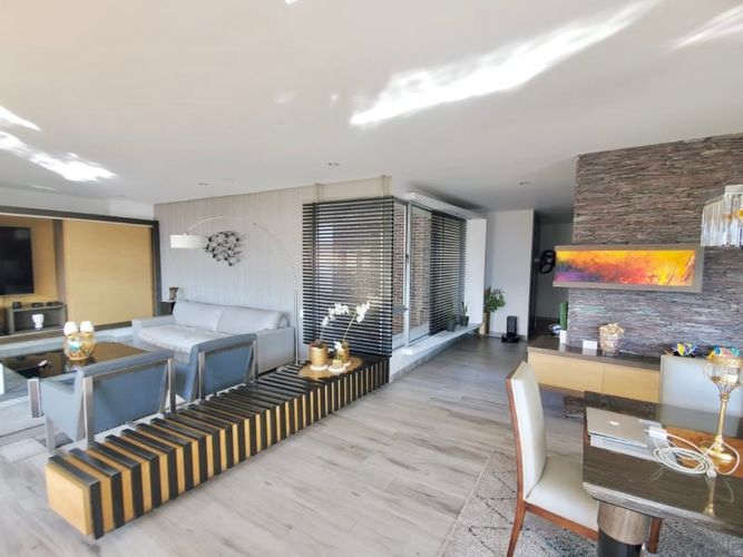 Apartamento de 3 alcobas en venta en Alejandria, Medellín, 253 m² · foto 2 de 20