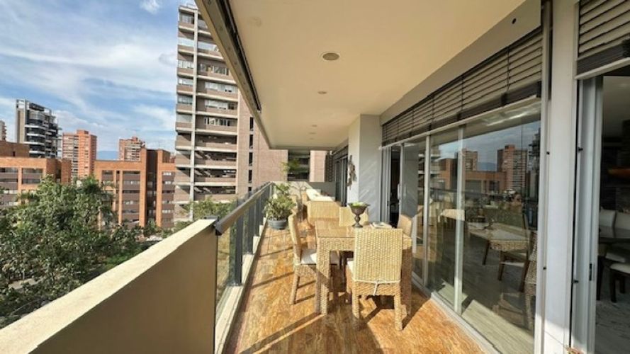 Apartamento de 3 alcobas en venta en Alejandria, Medellín, 253 m² · foto 18 de 20