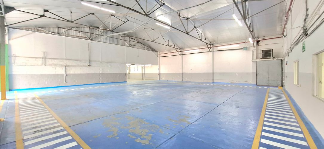 Bodega en arriendo en Las Delicias, Cali, 700 m² · foto 2 de 12