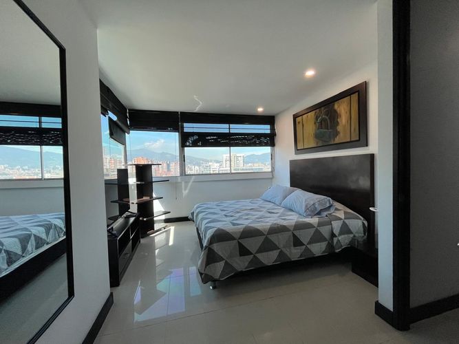 Apartamento de 1 alcoba en arriendo en El Poblado, Medellín, 63 m² · foto 9 de 11