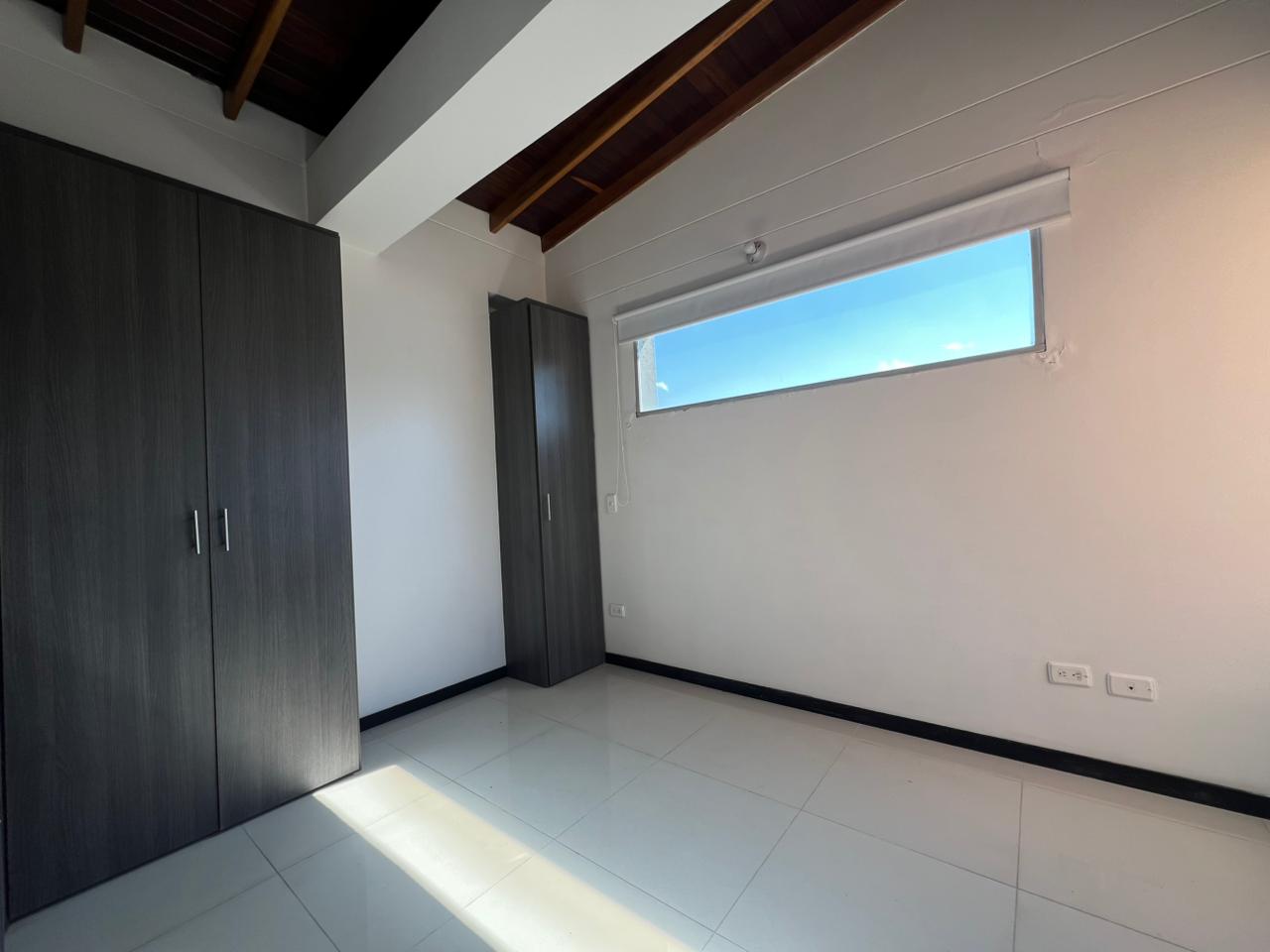 Apartamento en venta en Loma Benedictinos, Medellín · foto 9 de 13