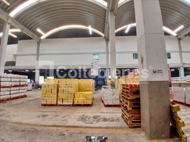Bodega en arriendo en Pan De Azucar, La Estrella, 3500 m² · foto 6 de 17