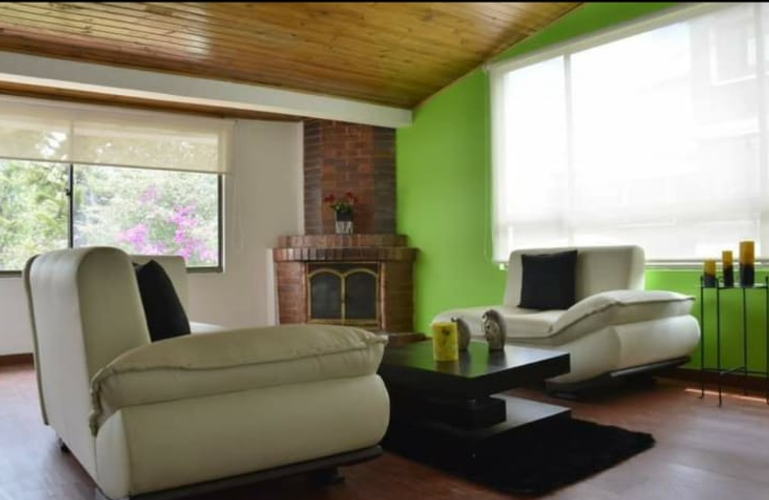 Casa de 11 alcobas en venta en Cr San Sebastian, Chía, 430 m² · foto 10 de 16