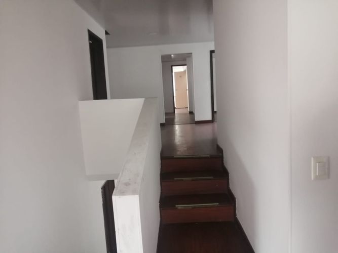 Casa de 11 alcobas en venta en Cr San Sebastian, Chía, 430 m² · foto 11 de 16
