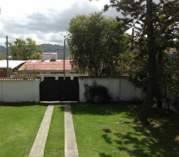 Casa de 11 alcobas en venta en Cr San Sebastian, Chía, 430 m² · foto 13 de 16
