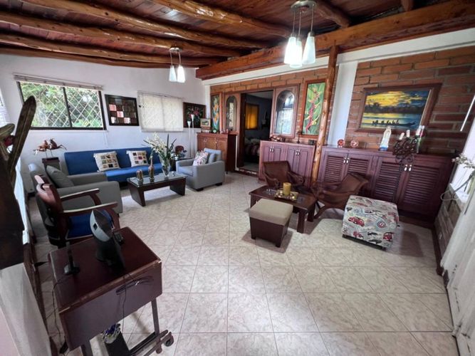 Casa de 11 alcobas en venta en Los Balsos, Medellín, 450 m² · foto 10 de 24
