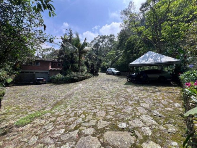 Casa de 11 alcobas en venta en Los Balsos, Medellín, 450 m² · foto 15 de 24