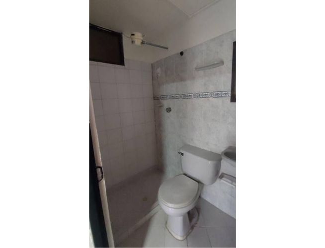 Apartamento de 5 alcobas en venta en Girardot, Bucaramanga, 280 m² · foto 2 de 11