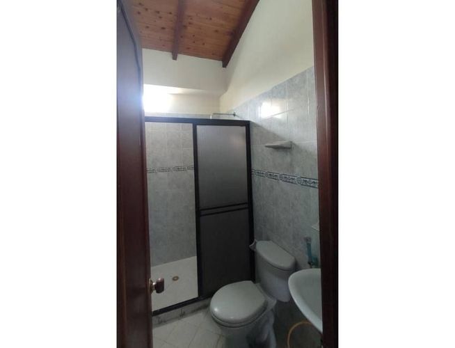 Apartamento de 5 alcobas en venta en Girardot, Bucaramanga, 280 m² · foto 3 de 11