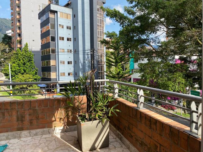 Apartamento de 2 alcobas en arriendo en El Poblado, Medellín, 100 m² · foto 20 de 20