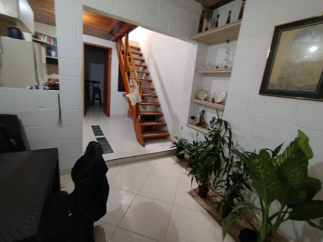 Casa de 4 alcobas en venta en Gerona, Medellín, 117 m² · foto 9 de 24