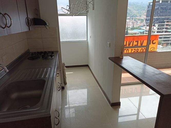 Apartamento de 2 alcobas en venta en Niquia, Bello, 60 m² · foto 2 de 11