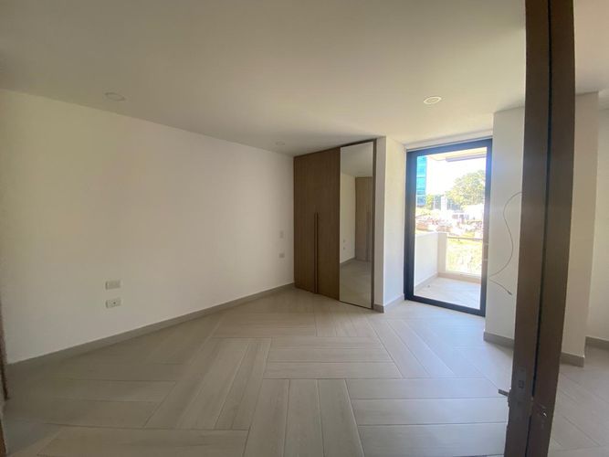 Apartamento de 2 alcobas en venta en Guayanas, Floridablanca, 86 m² · foto 8 de 20