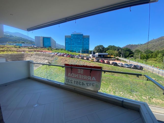 Apartamento de 2 alcobas en venta en Guayanas, Floridablanca, 86 m² · foto 10 de 20