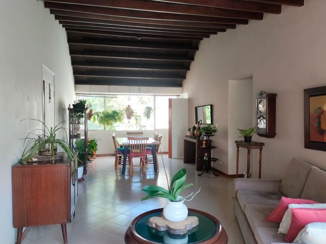Apartamento en venta en El Poblado, Medellín · foto 3 de 16