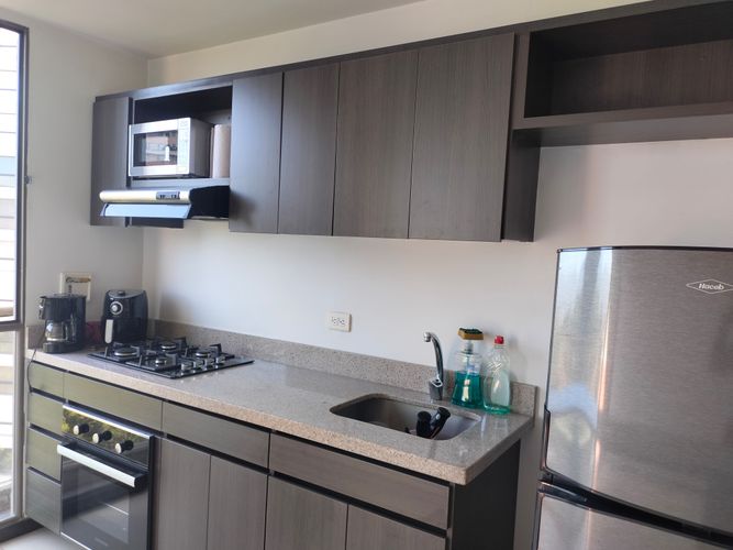 Apartamento de 2 alcobas en venta en El Poblado, Medellín, 64 m² · foto 3 de 16