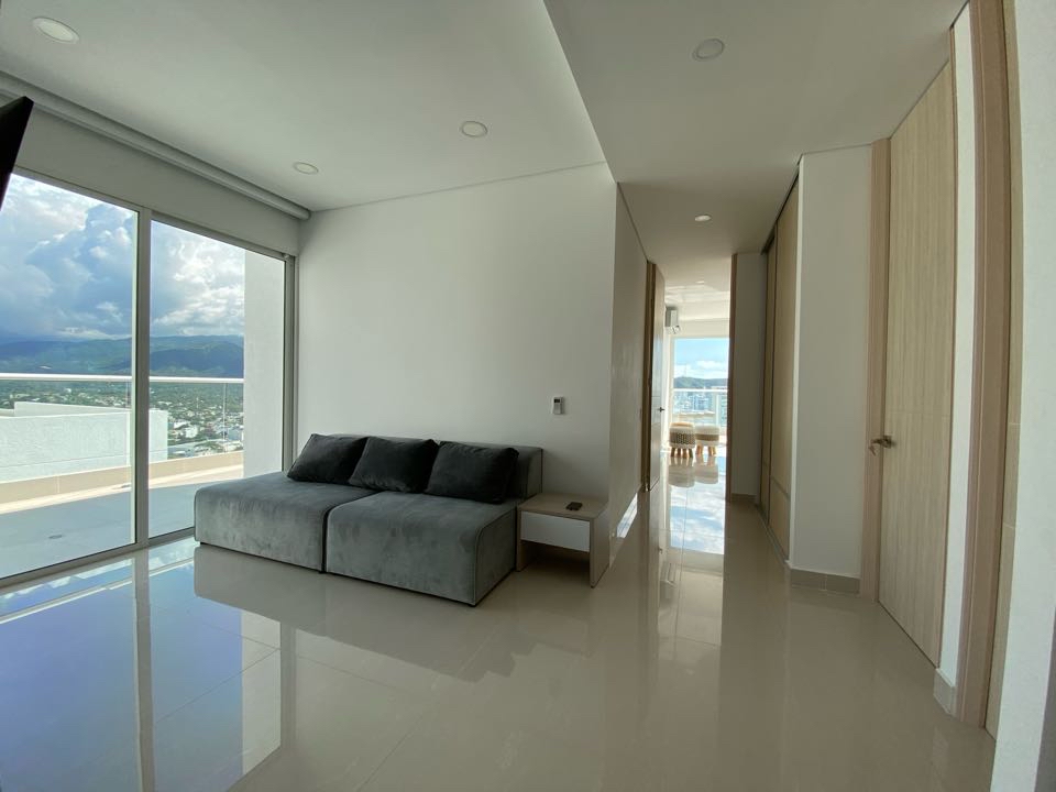 Apartamento en venta en Rodadero Sur, Santa Marta · foto 4 de 24