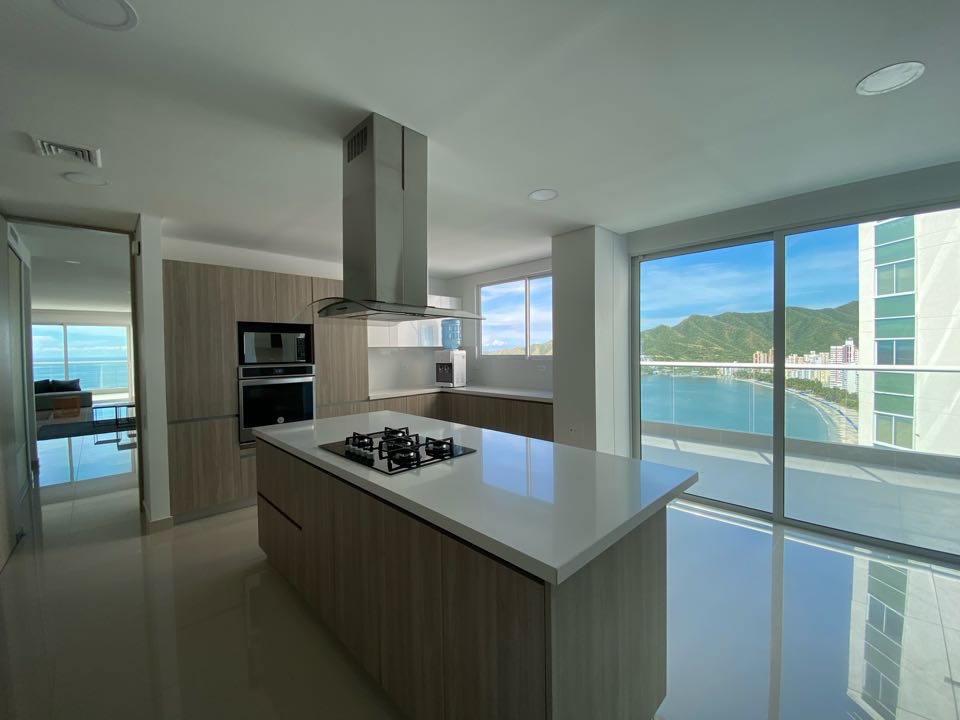 Apartamento en venta en Rodadero Sur, Santa Marta · foto 13 de 24