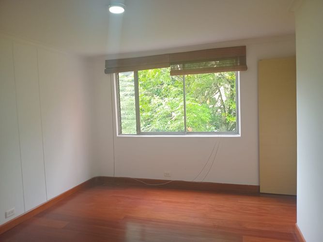 Apartamento de 4 alcobas en arriendo en El Poblado, Medellín, 195 m² · foto 15 de 19