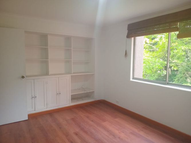 Apartamento de 4 alcobas en arriendo en El Poblado, Medellín, 195 m² · foto 16 de 19