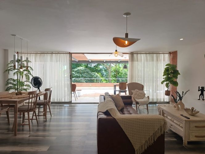 Apartamento de 3 alcobas en arriendo en El Poblado, Medellín, 177 m² · foto 2 de 20