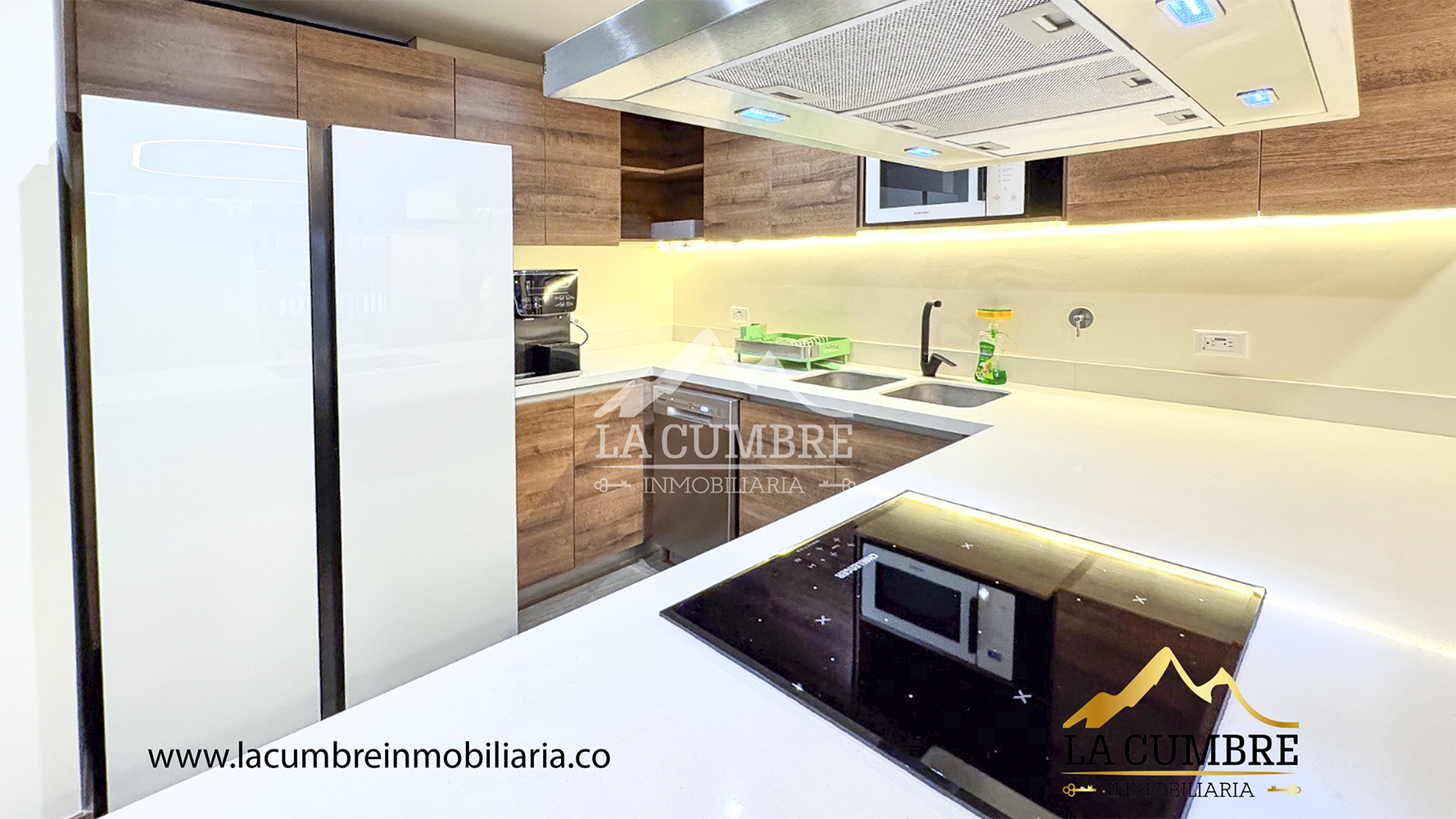 Apartamento en arriendo en Ciudad Del Río, Medellín · foto 8 de 14