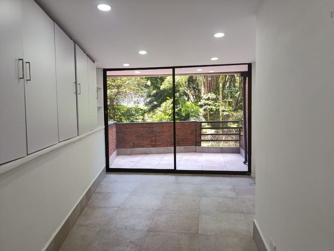 Apartamento de 3 alcobas en arriendo en El Poblado, Medellín, 177 m² · foto 4 de 20
