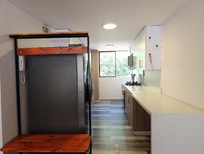 Apartamento de 3 alcobas en arriendo en El Poblado, Medellín, 177 m² · foto 5 de 20