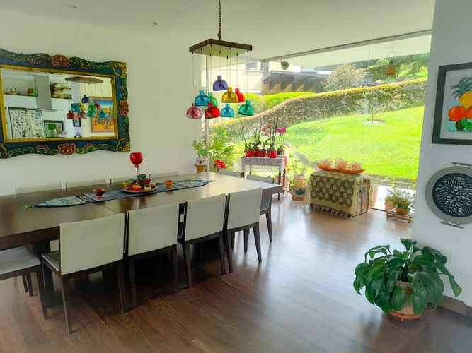 Casa de 3 alcobas en venta en Aposentos, Sopó, 405 m² · foto 2 de 16