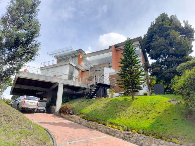 Casa de 3 alcobas en venta en Aposentos, Sopó, 405 m² · foto 16 de 16