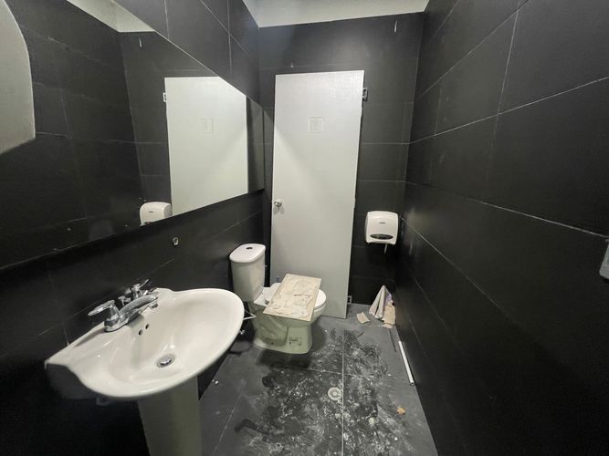 Local en arriendo en Oviedo, Medellín, 270 m² · foto 18 de 24