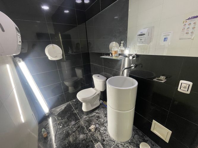 Local en arriendo en Oviedo, Medellín, 270 m² · foto 24 de 24